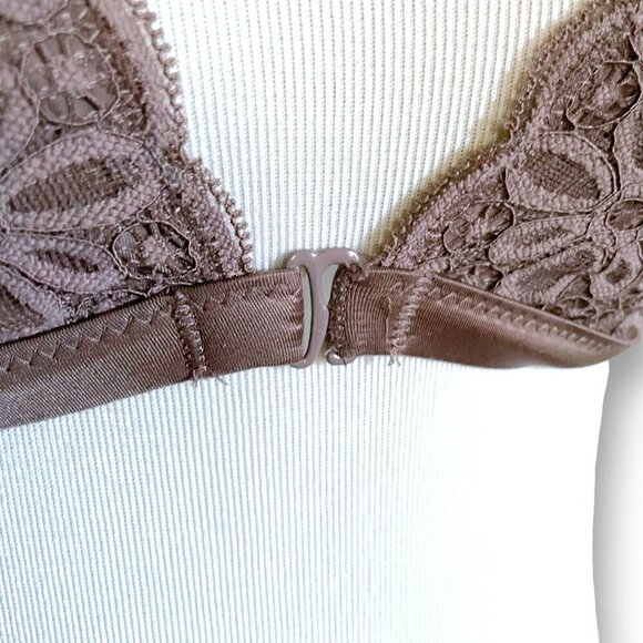 Victorias Secret XS Bralette Mocha Lace Racerback Front Close Bra Removable Pads - Picture 4 of 9